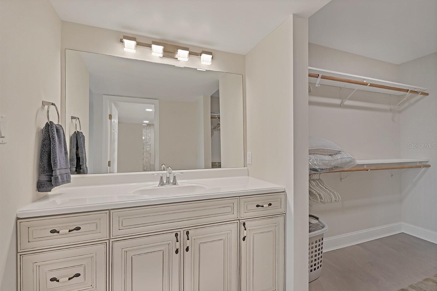 9397 MIDNIGHT PASS RD #501, SARASOTA, FL — photo 21