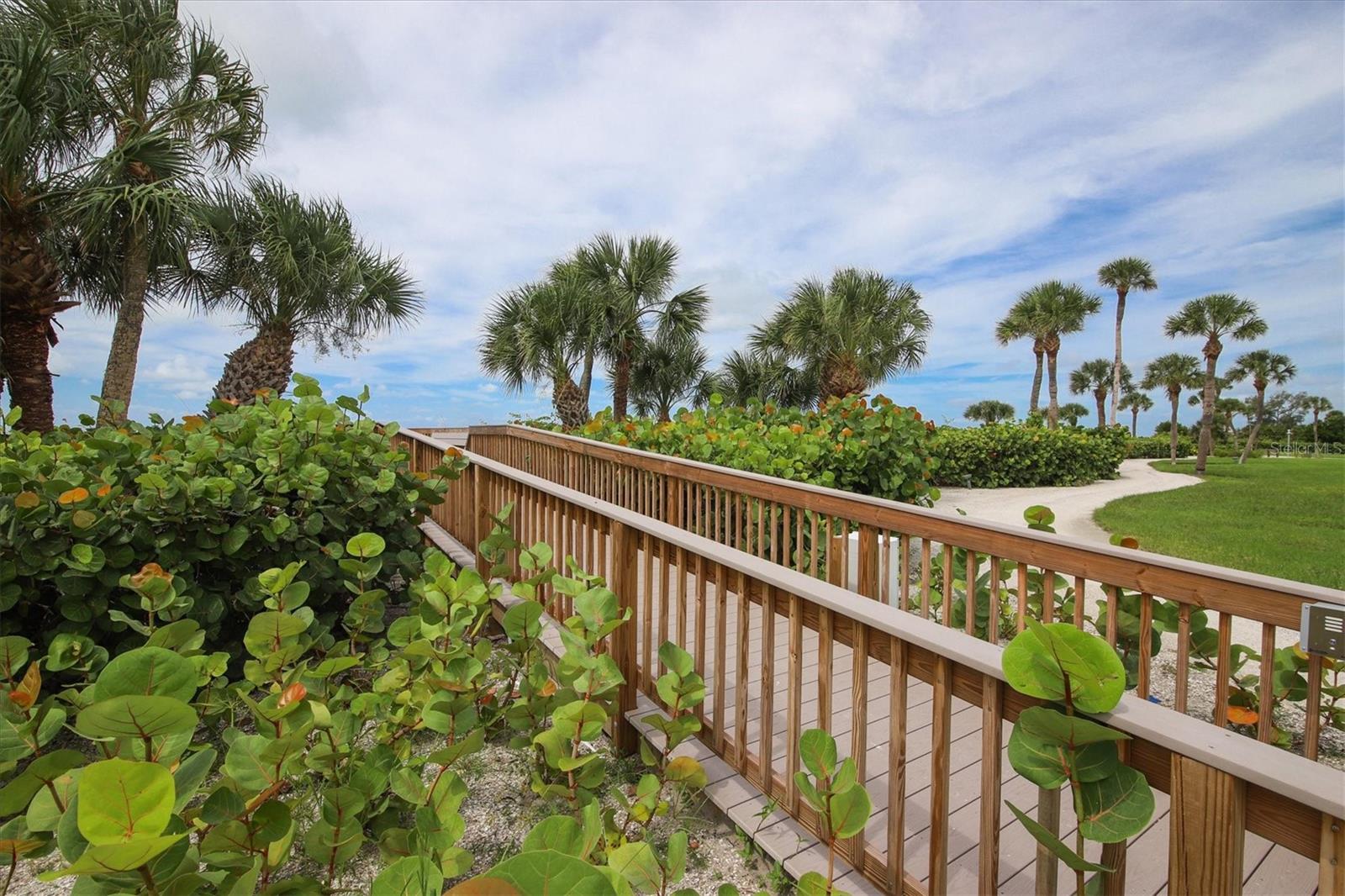 5740 MIDNIGHT PASS RD #303F, SARASOTA, FL — photo 94