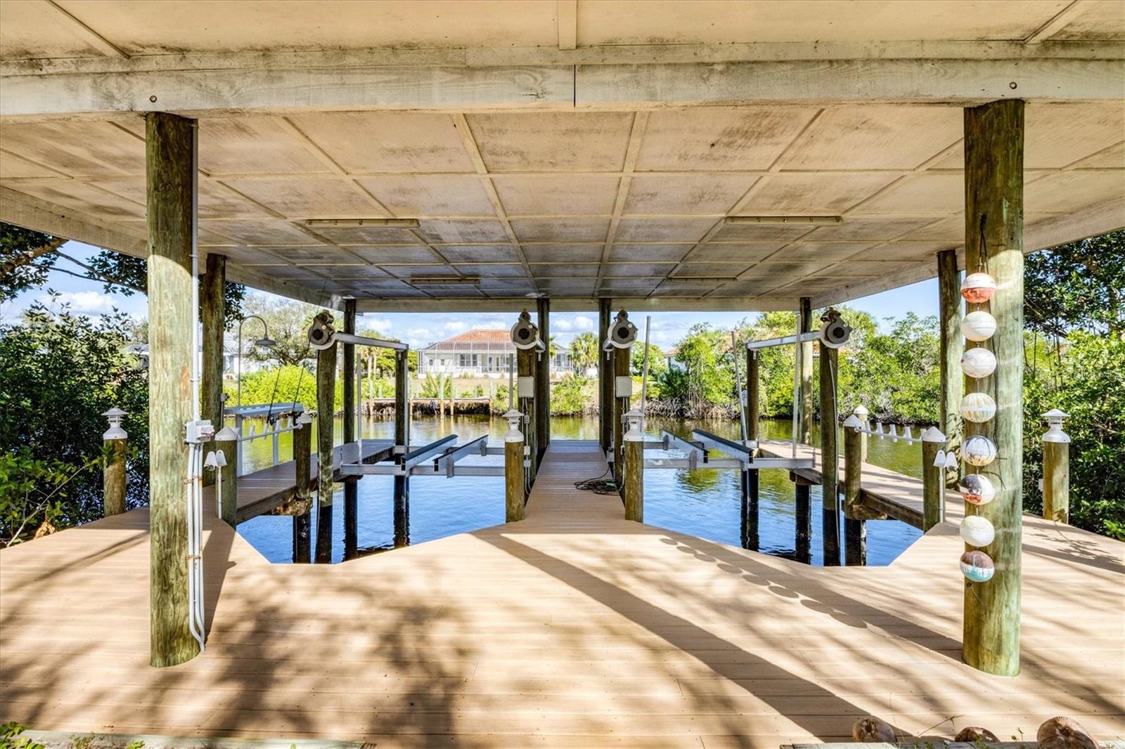 10050 CREEKSIDE DR, PLACIDA, FL — photo 3