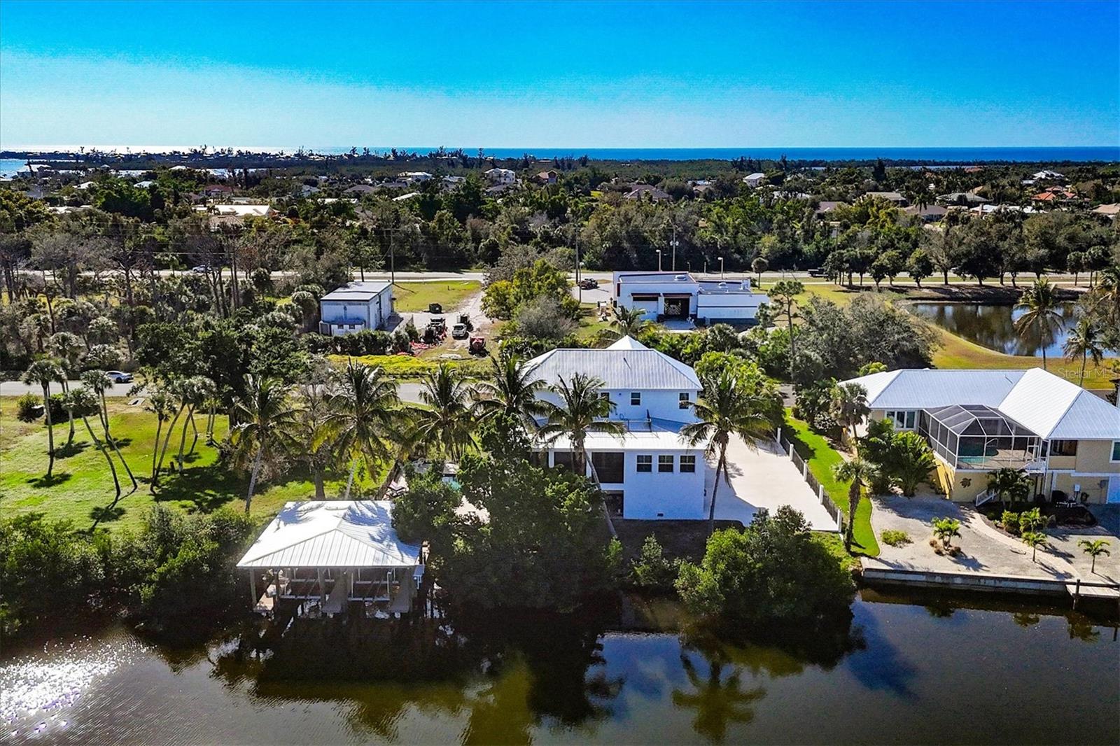 10050 CREEKSIDE DR, PLACIDA, FL — photo 45