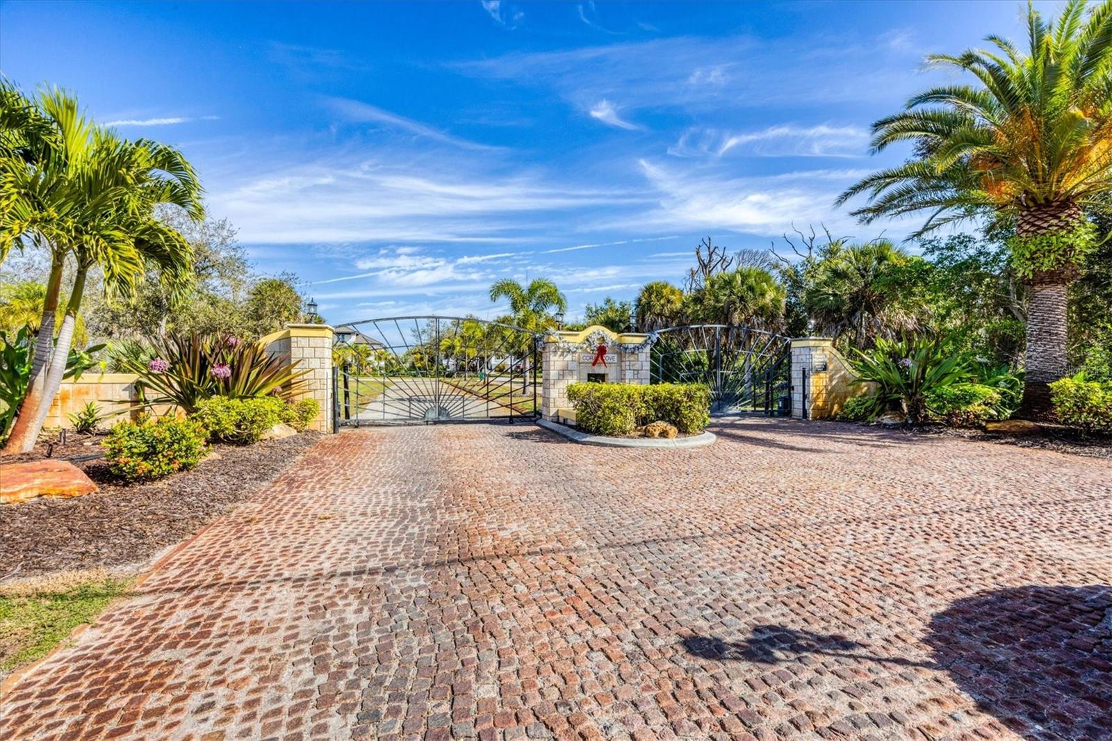 10050 CREEKSIDE DR, PLACIDA, FL — photo 48