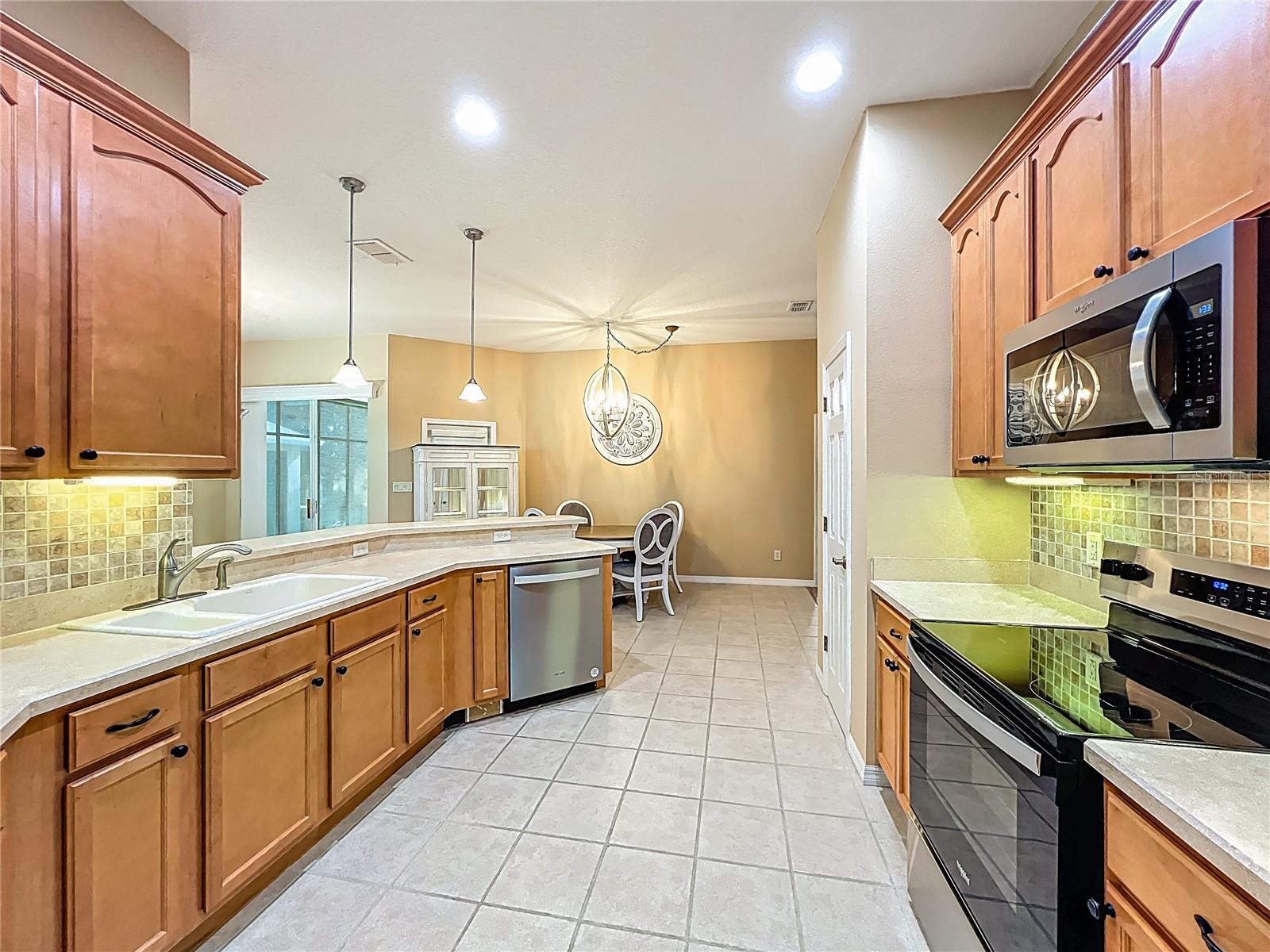 3605 MOUNT HOPE LOOP, LEESBURG, FL — photo 45