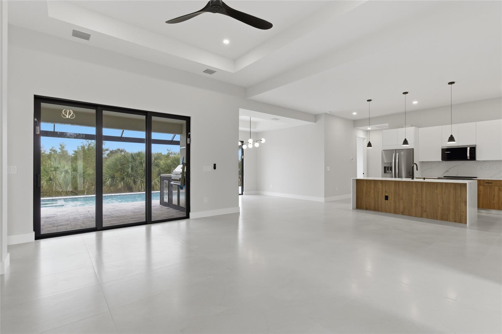 9660 PRESIDENT CIR, PORT CHARLOTTE, FL — photo 9
