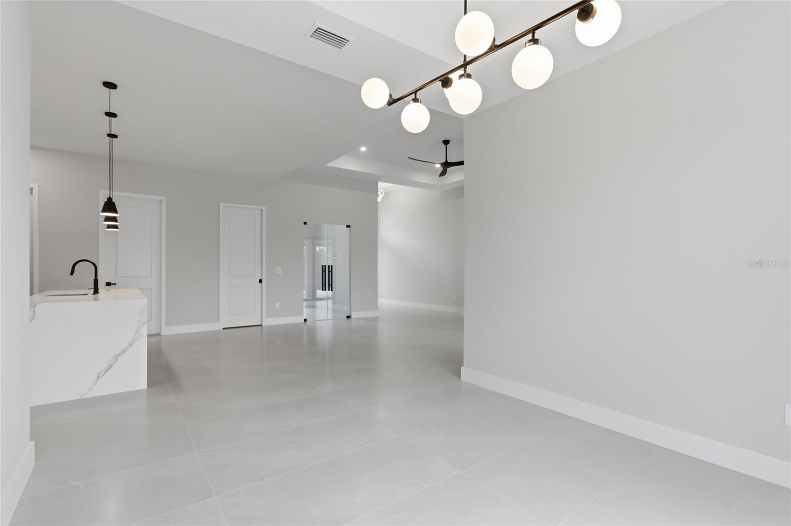 9660 PRESIDENT CIR, PORT CHARLOTTE, FL — photo 14