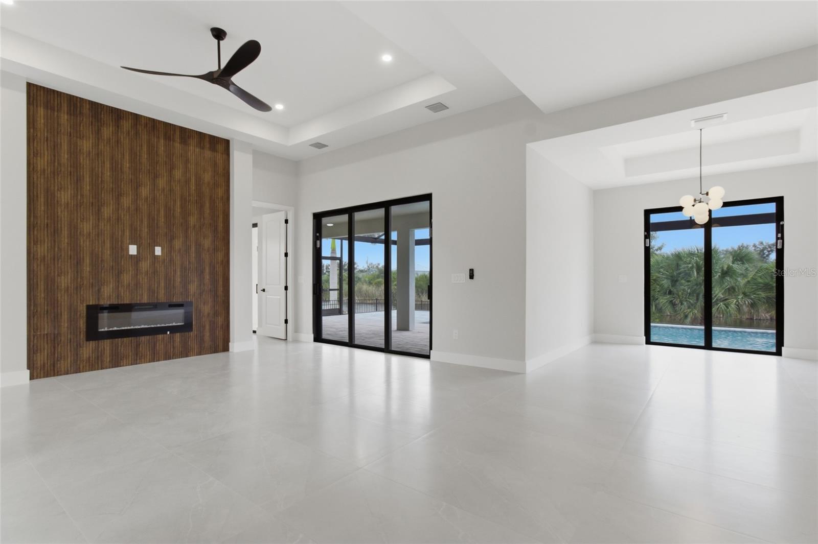 9660 PRESIDENT CIR, PORT CHARLOTTE, FL — photo 17