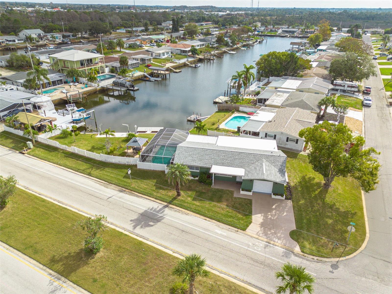 6606 BEACH BLVD, HUDSON, FL — photo 2