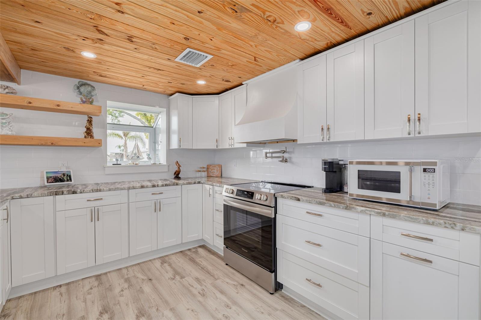 6606 BEACH BLVD, HUDSON, FL — photo 19