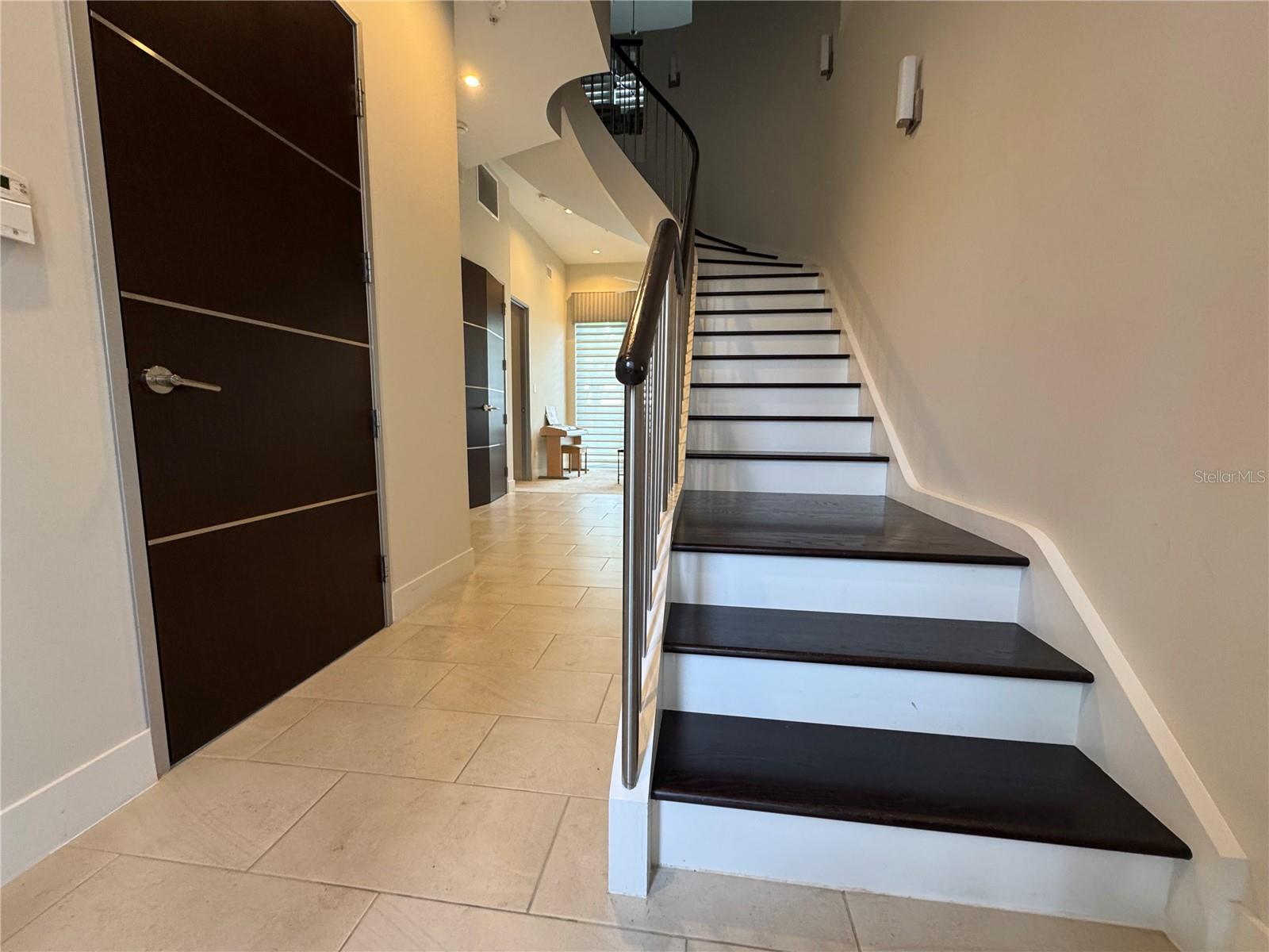 239 COSMOPOLITAN CT, SARASOTA, FL — photo 4