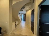 239 COSMOPOLITAN CT — photo 7