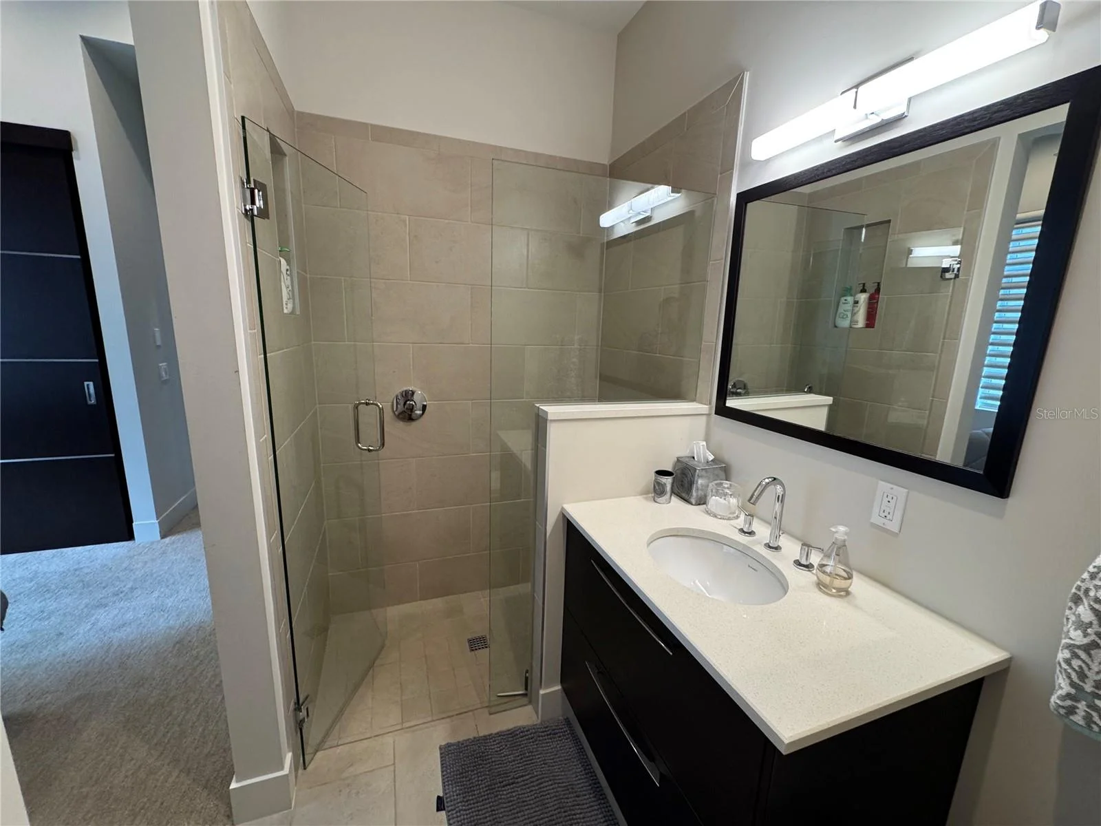 239 COSMOPOLITAN CT, SARASOTA, FL — photo 37