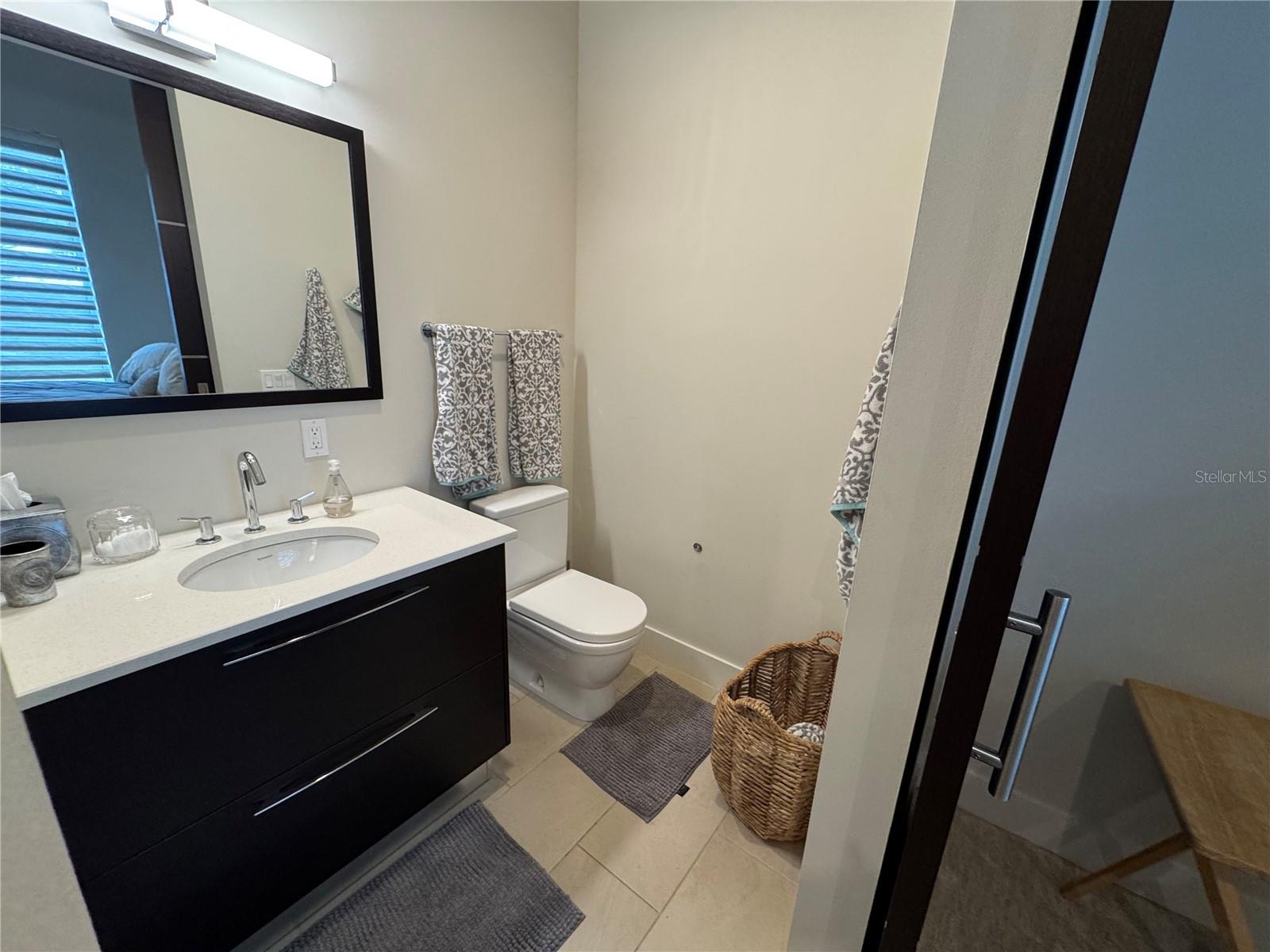 239 COSMOPOLITAN CT, SARASOTA, FL — photo 45