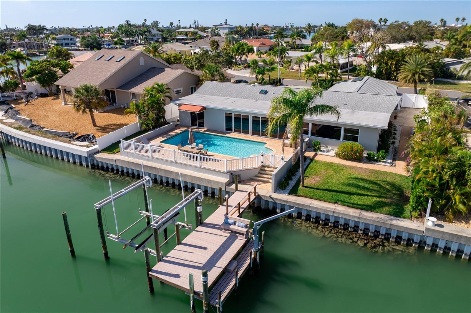 350 N JULIA CIR, ST PETE BEACH, FL — photo 37