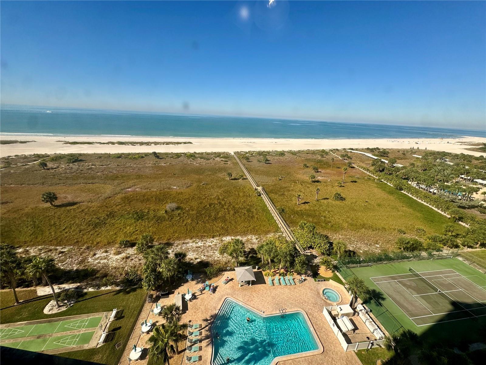 1230 GULF BLVD #1402, CLEARWATER BEACH, FL — photo 27