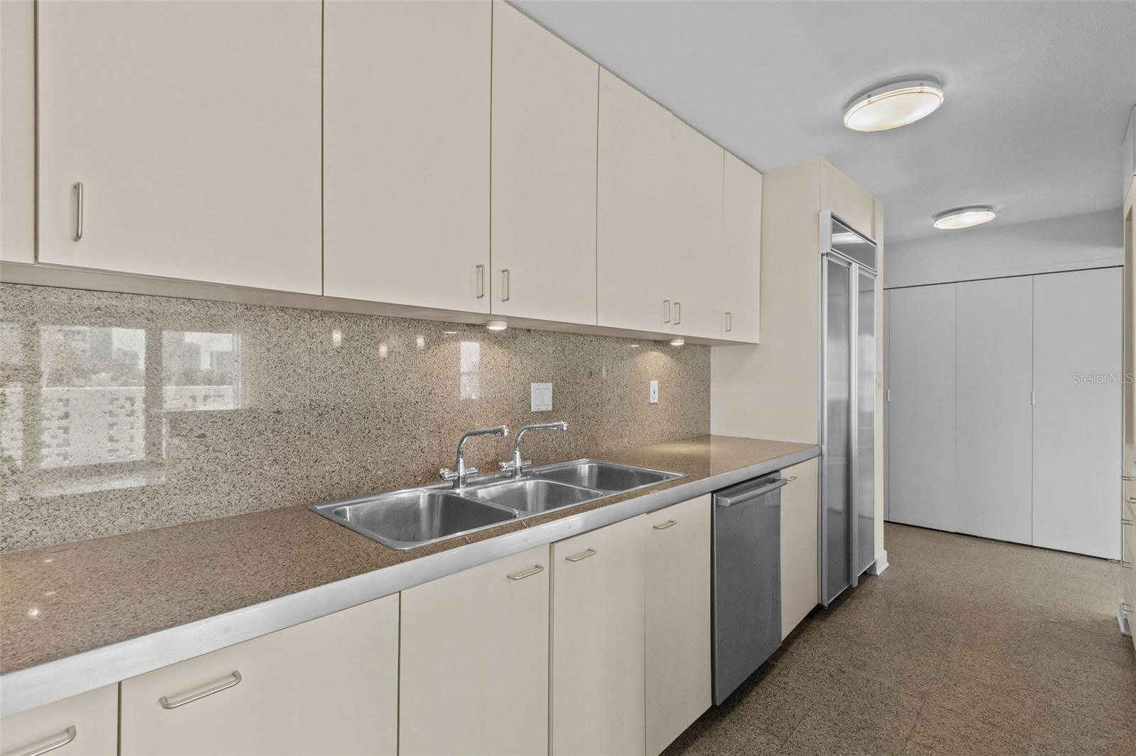 2401 BAYSHORE BLVD #410, TAMPA, FL — photo 16