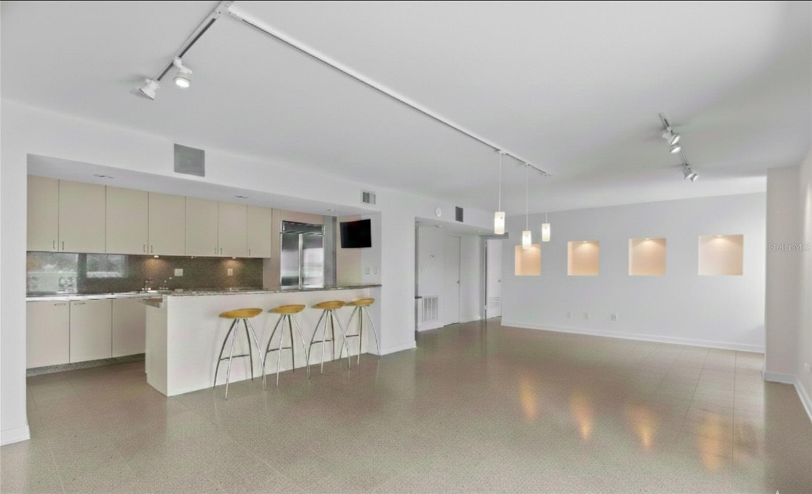2401 BAYSHORE BLVD #410, TAMPA, FL — photo 5