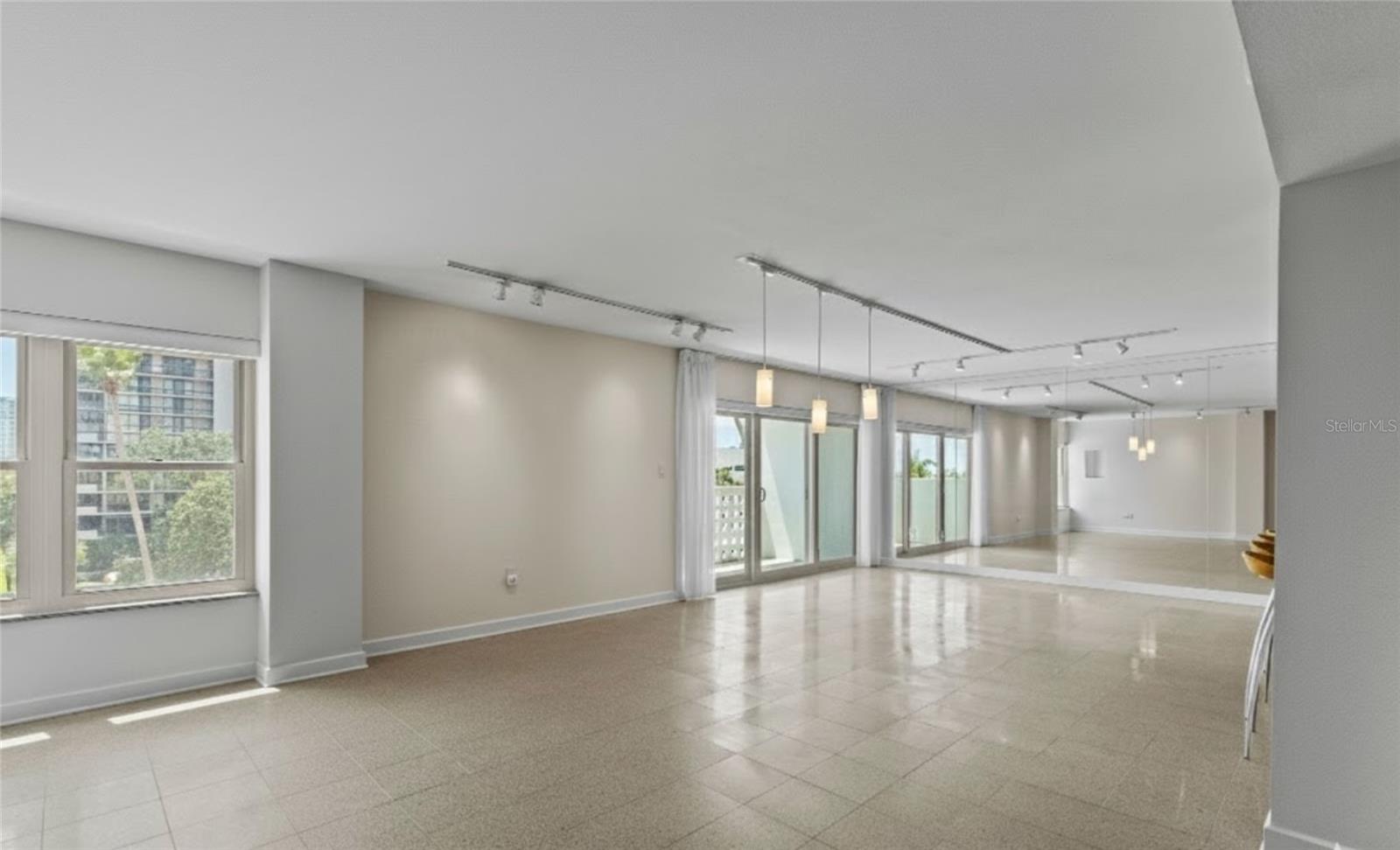 2401 BAYSHORE BLVD #410, TAMPA, FL — photo 7