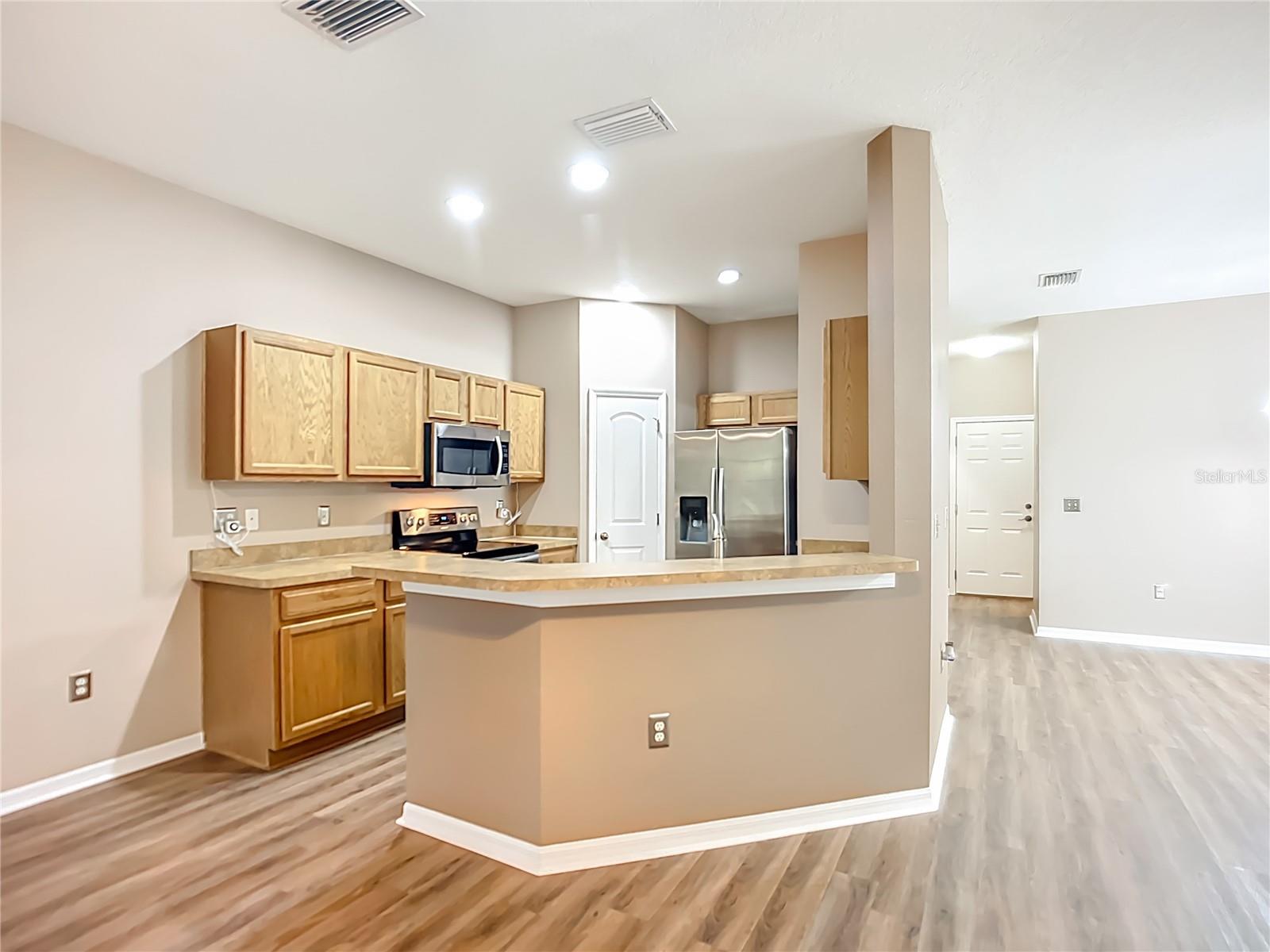 6811 BREEZY PALM DR, RIVERVIEW, FL — photo 18