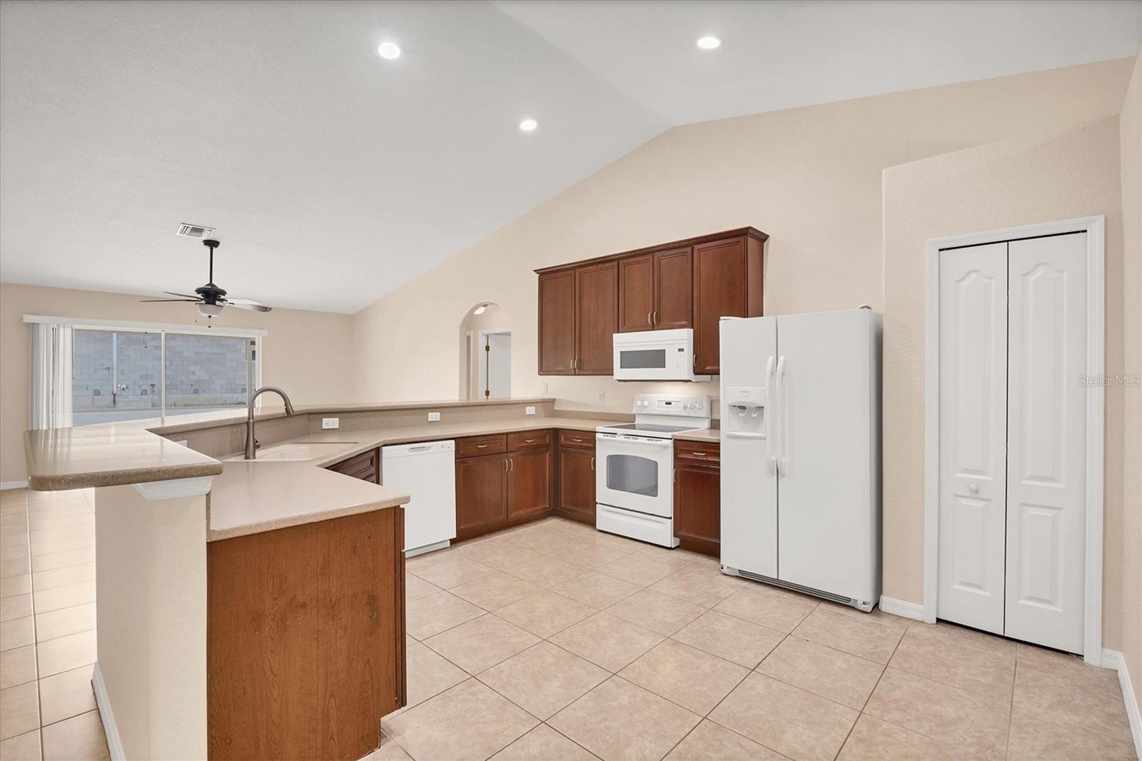 15117 LYNEBURG AVE, PORT CHARLOTTE, FL — photo 3