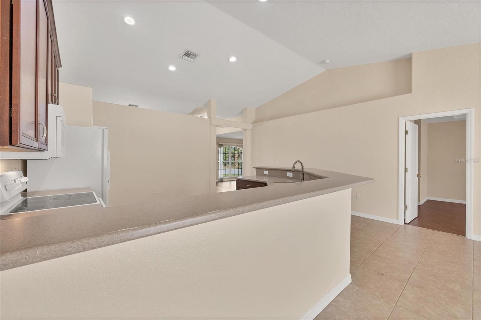 15117 LYNEBURG AVE, PORT CHARLOTTE, FL — photo 6