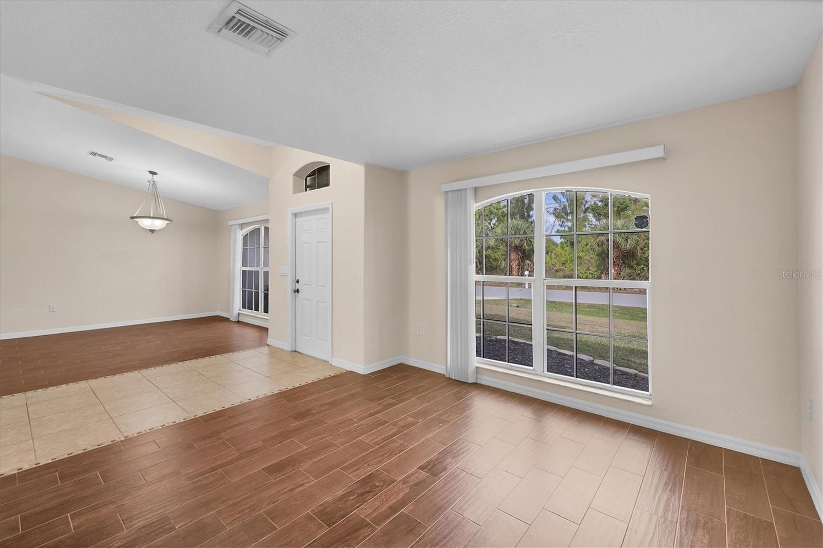 15117 LYNEBURG AVE, PORT CHARLOTTE, FL — photo 17