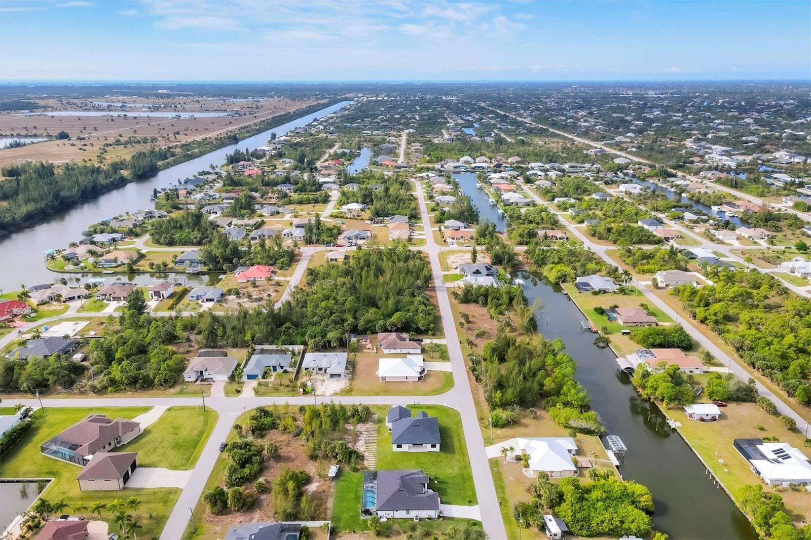 15117 LYNEBURG AVE, PORT CHARLOTTE, FL — photo 43