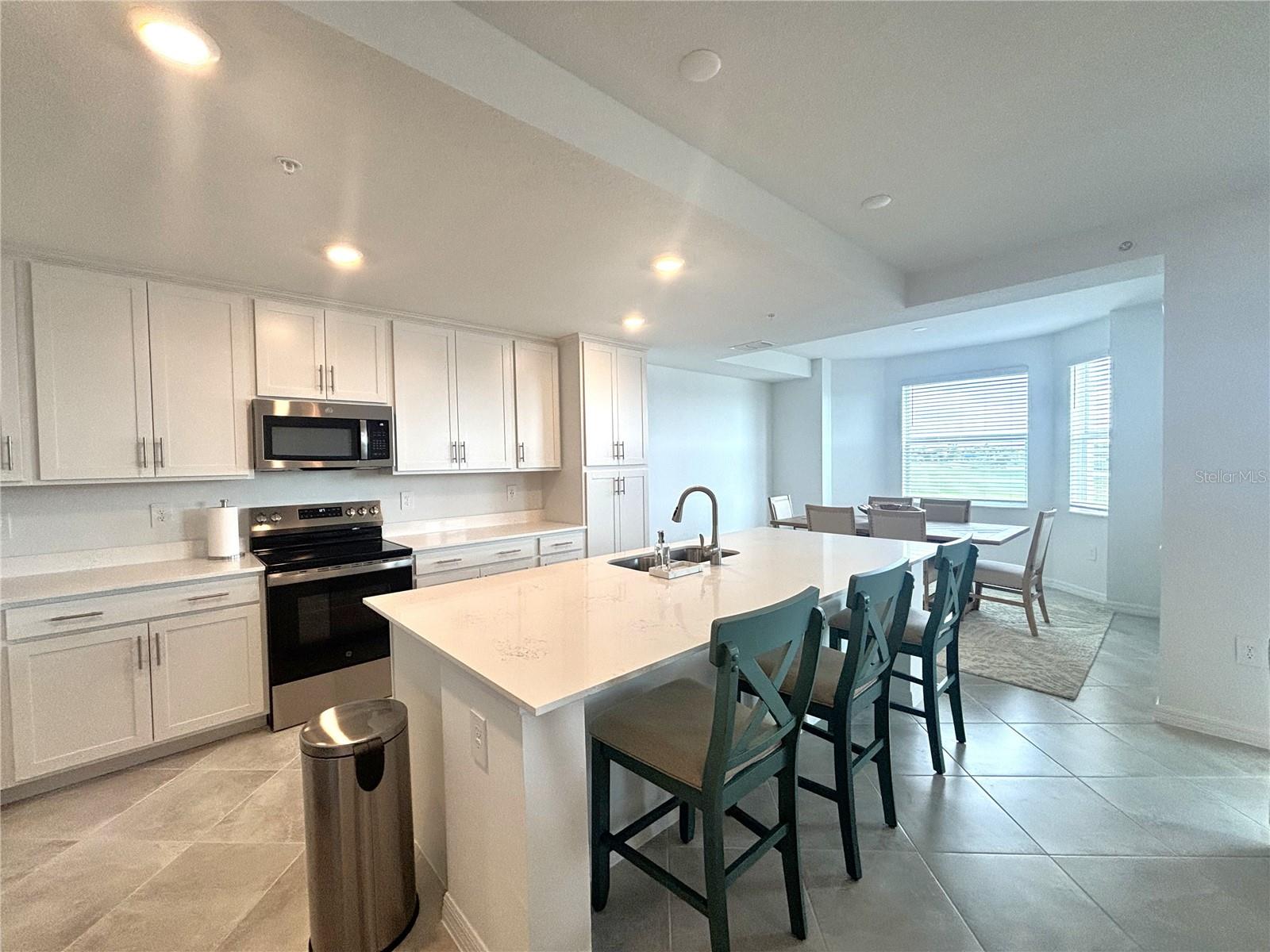 17560 OPAL SAND DR #207, VENICE, FL — photo 3