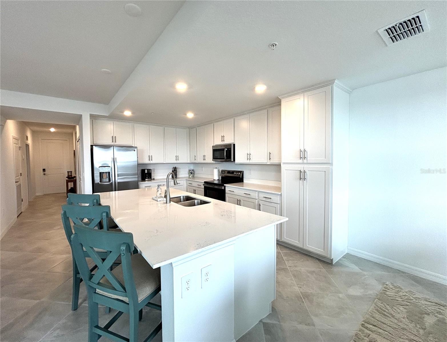 17560 OPAL SAND DR #207, VENICE, FL — photo 4