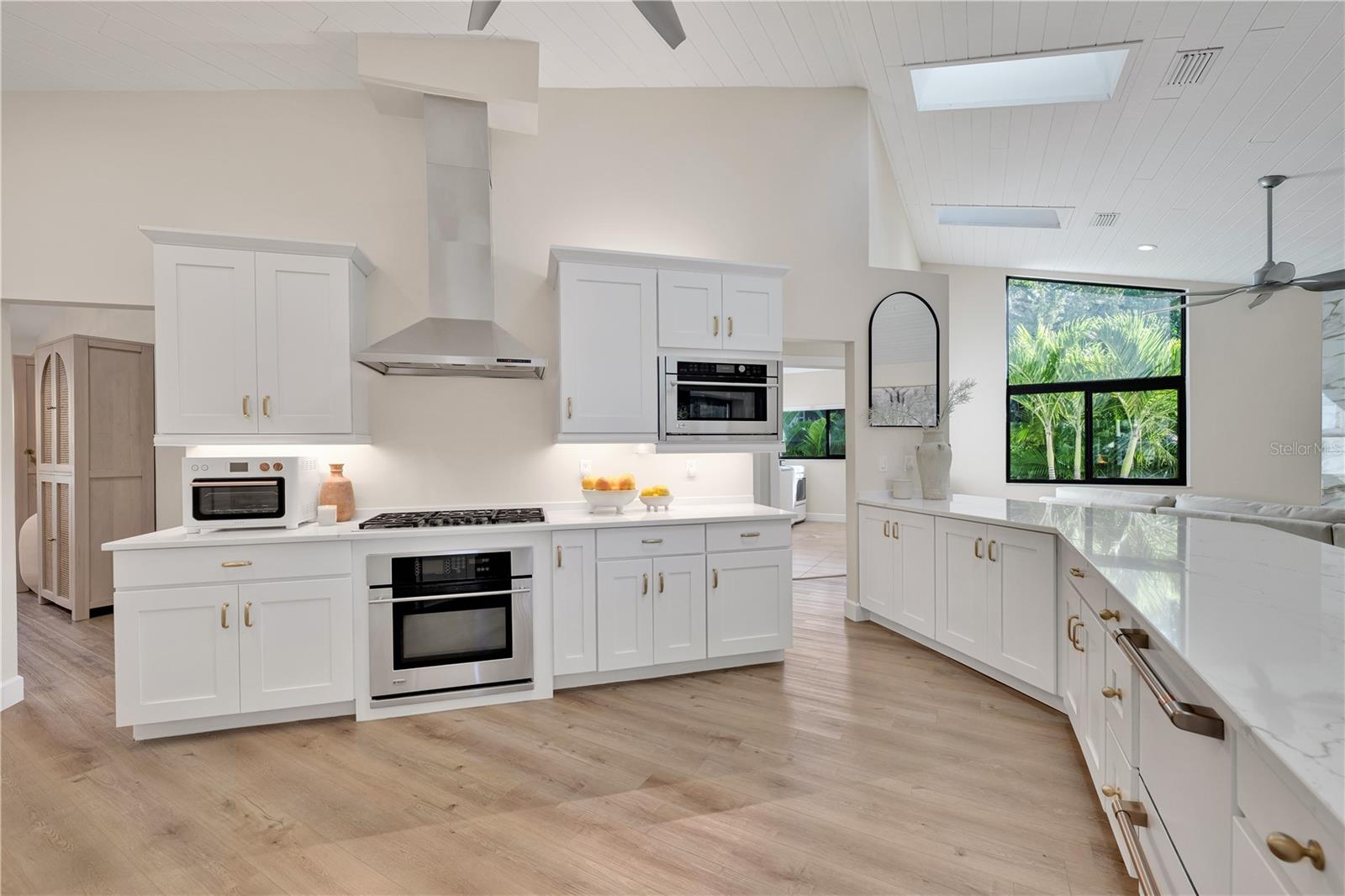 5361 SIESTA CT, SARASOTA, FL — photo 12