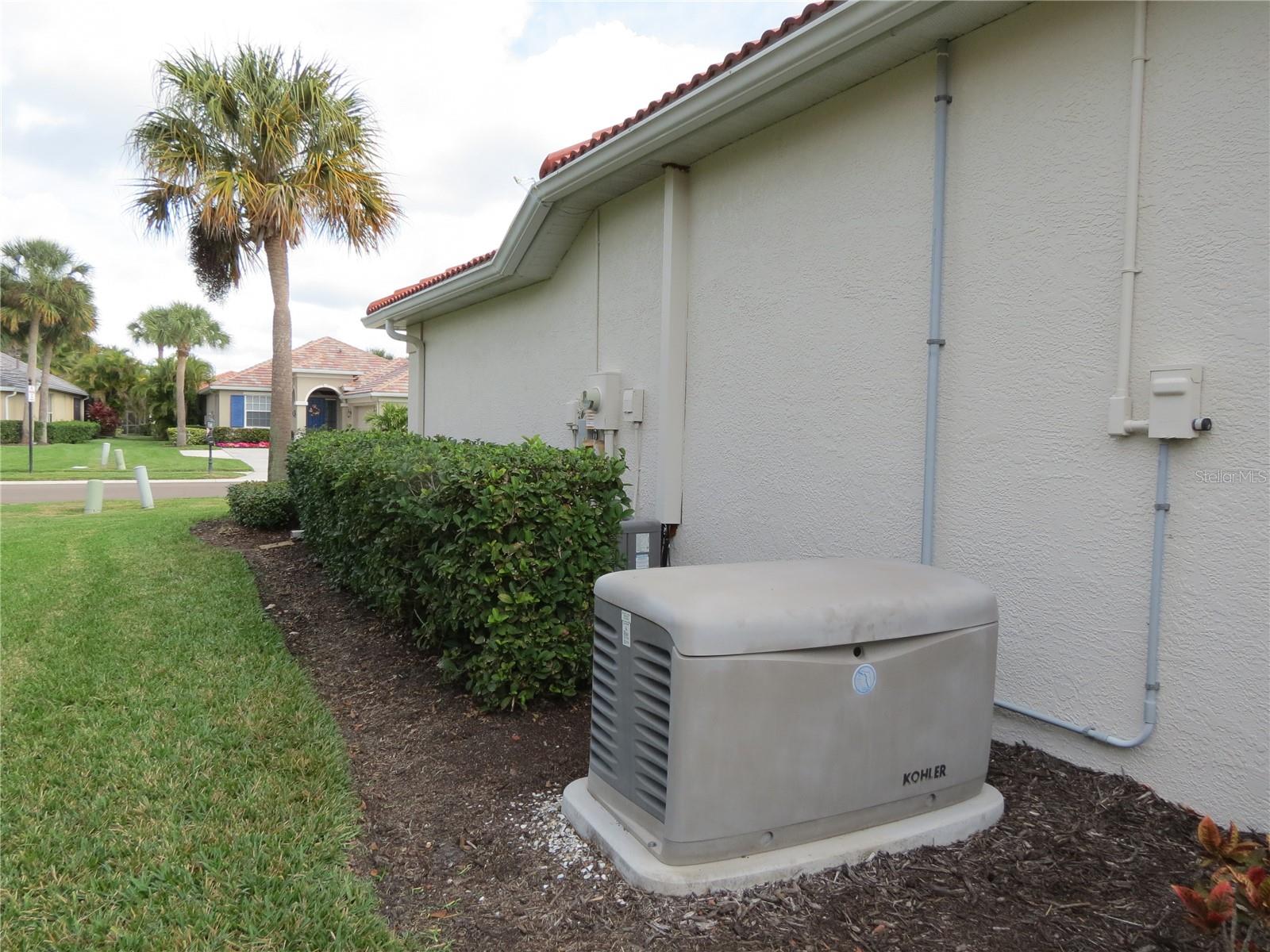 9616 TURNING LEAF TER, BRADENTON, FL — photo 33