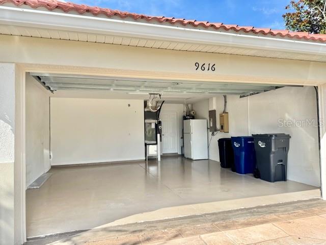 9616 TURNING LEAF TER, BRADENTON, FL — photo 31