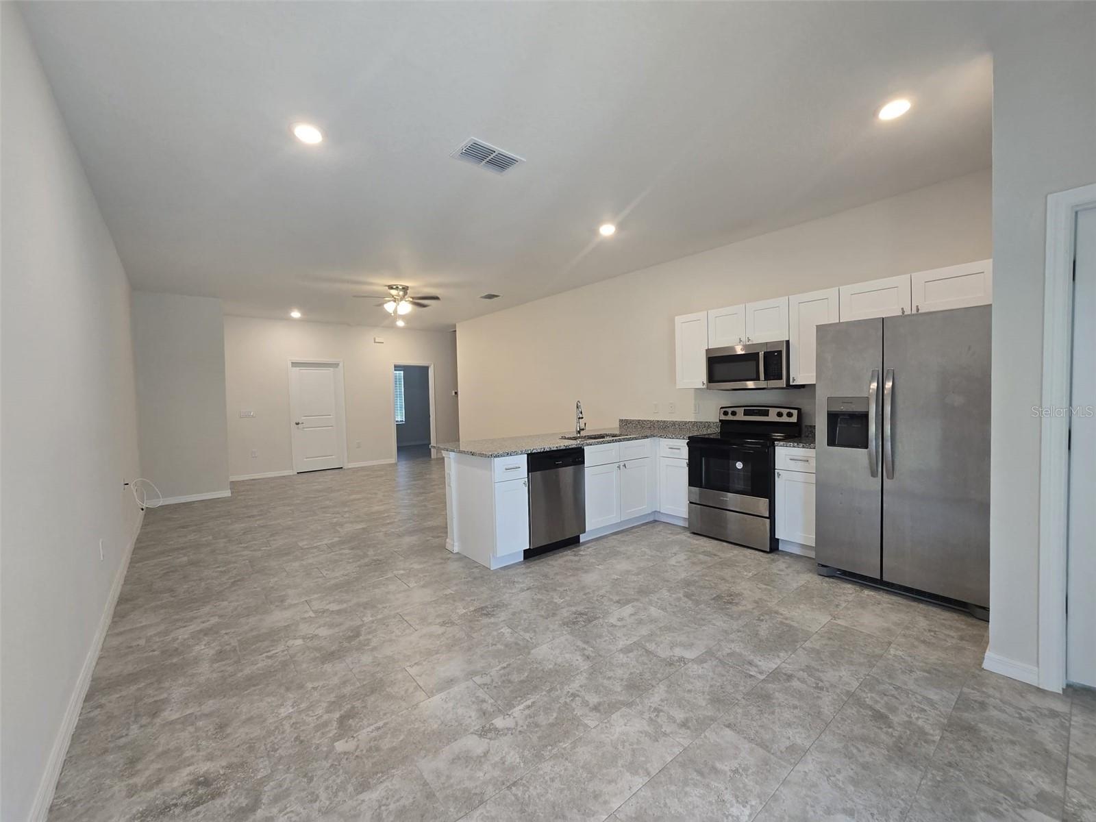 546 IMPERIAL PL #548, KISSIMMEE, FL — photo 5