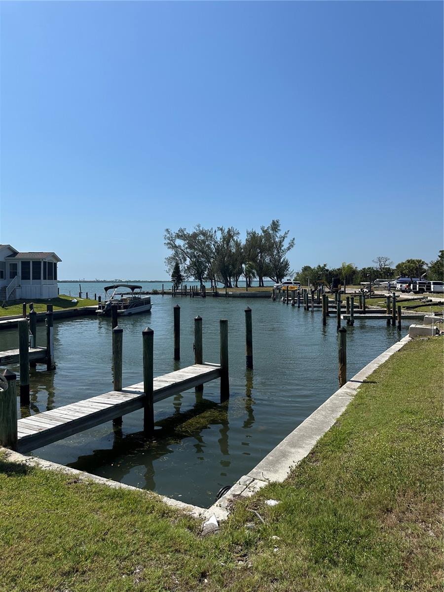 7500 PARK POINTE DR #13, ENGLEWOOD, FL — photo 3