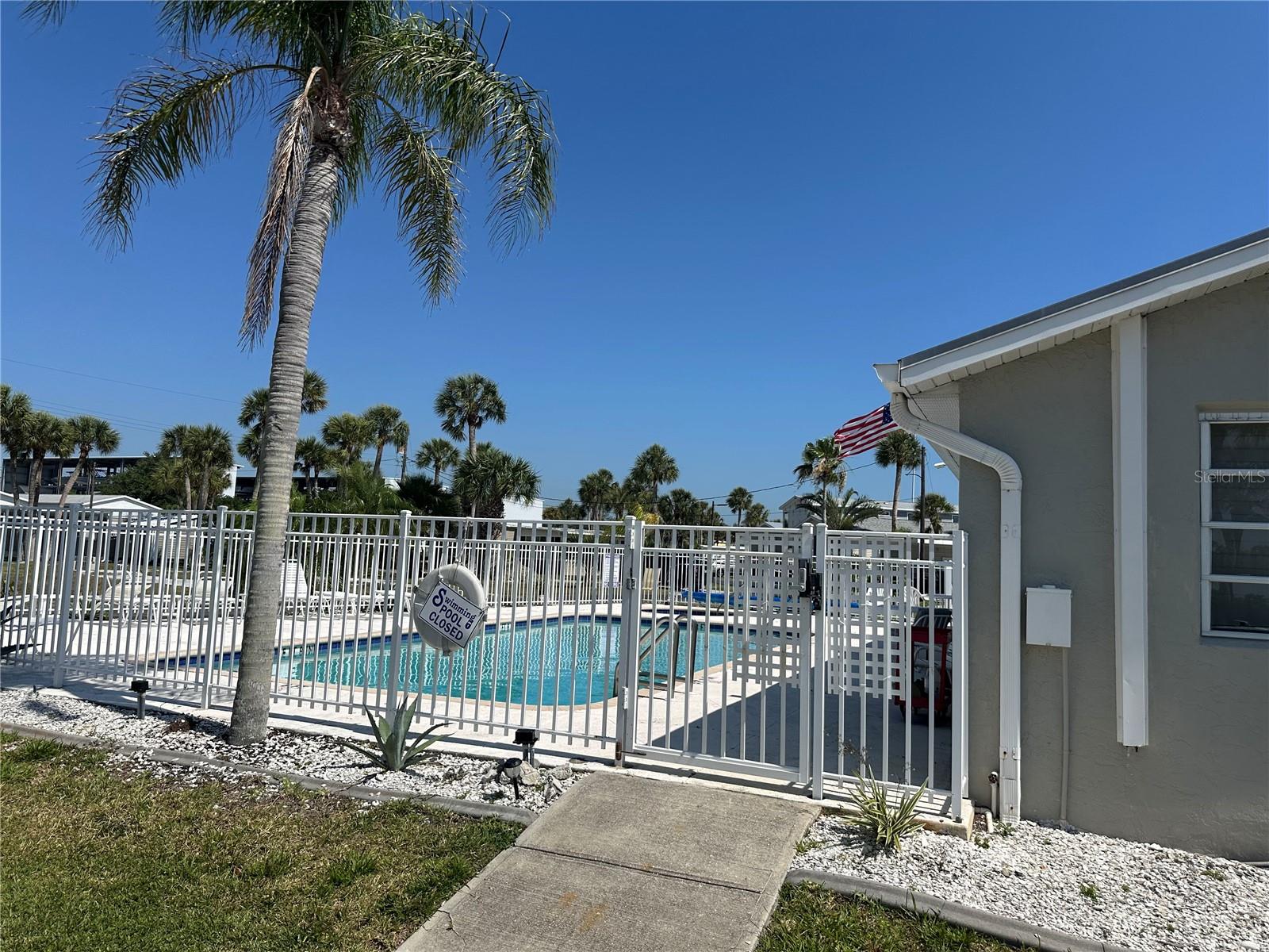 7500 PARK POINTE DR #13, ENGLEWOOD, FL — photo 7