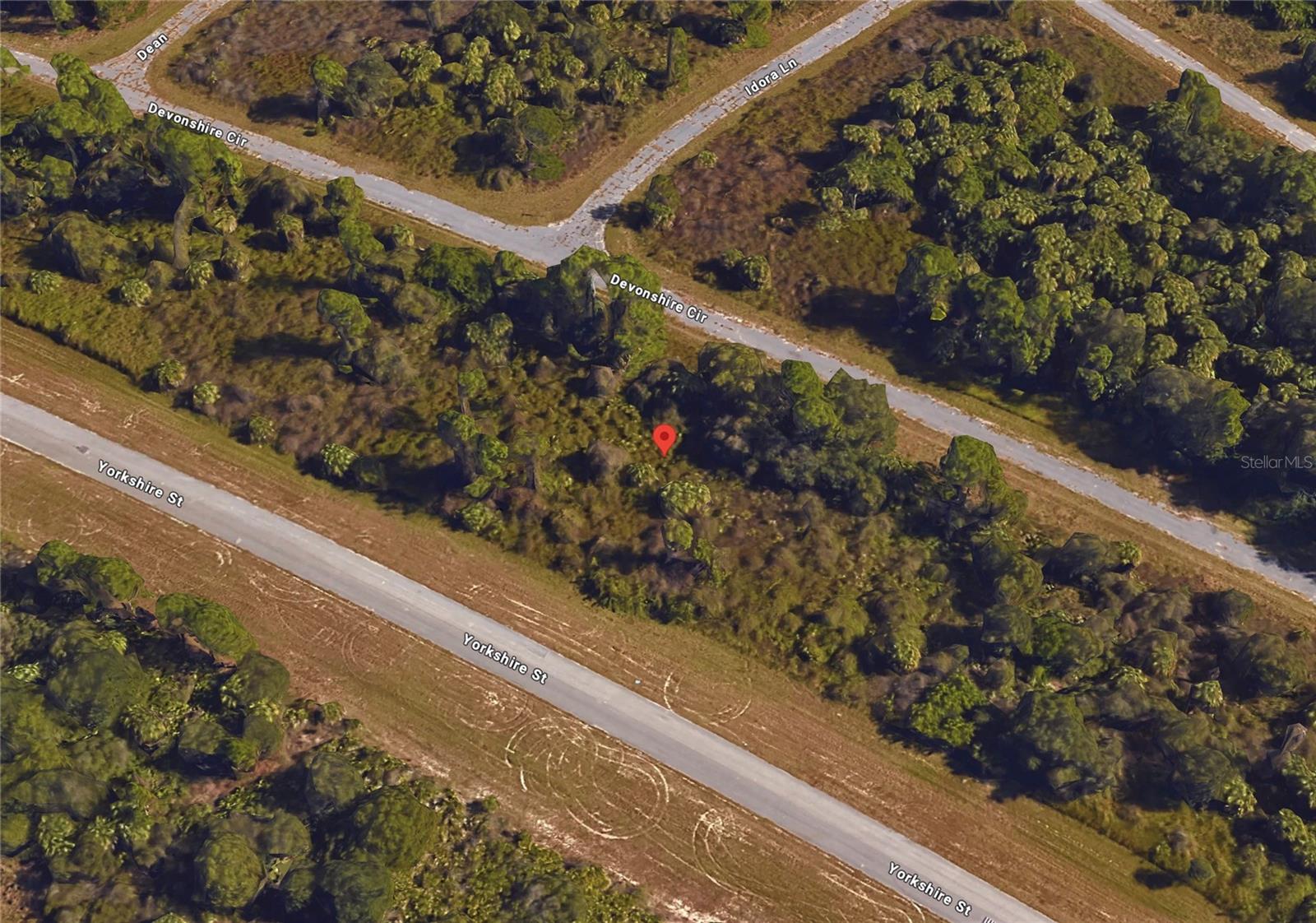 DEVONSHIRE CIR, NORTH PORT, FL — photo 2