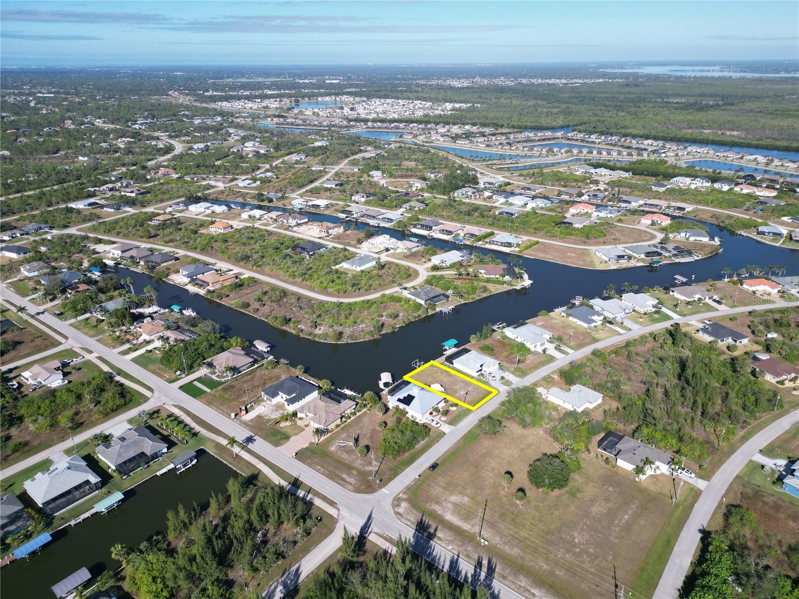 8050 ARLEWOOD CIR, PORT CHARLOTTE, FL — photo 15