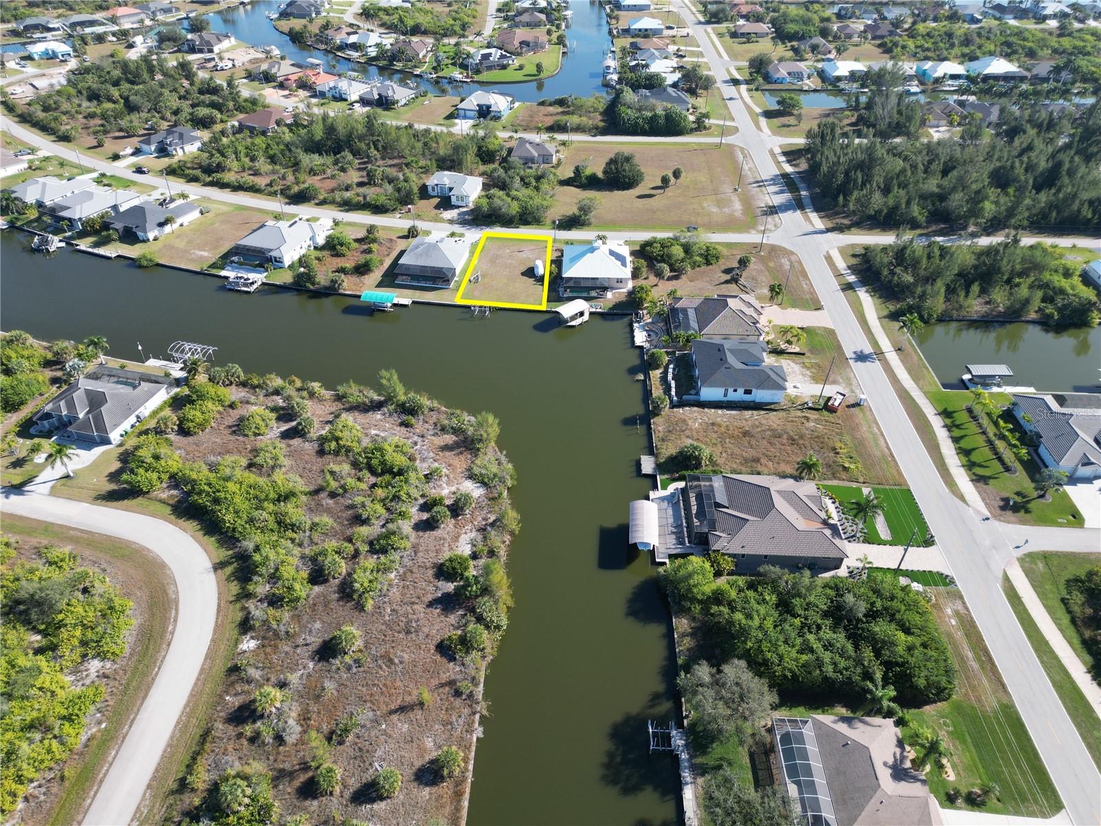 8050 ARLEWOOD CIR, PORT CHARLOTTE, FL — photo 27