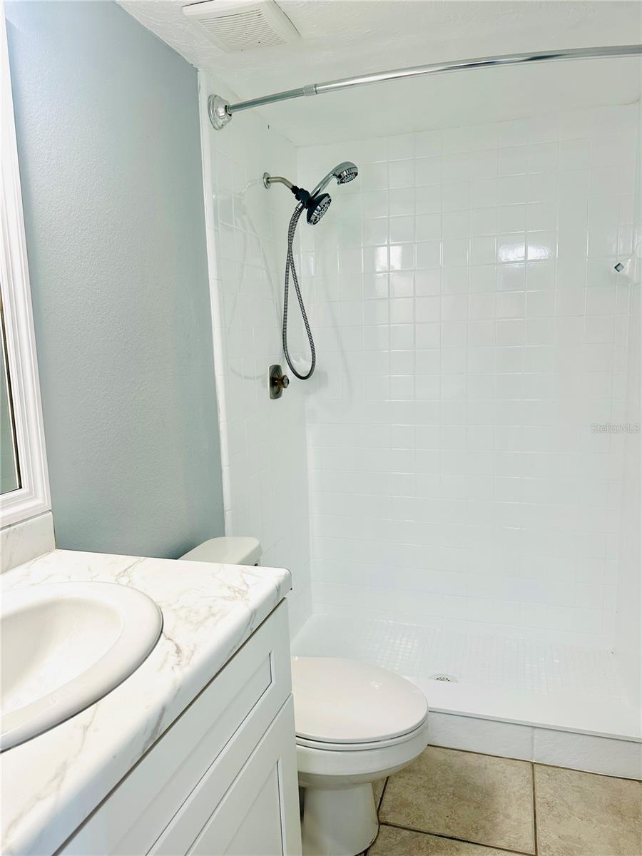 2200 BAHIA VISTA ST #B3, SARASOTA, FL — photo 11