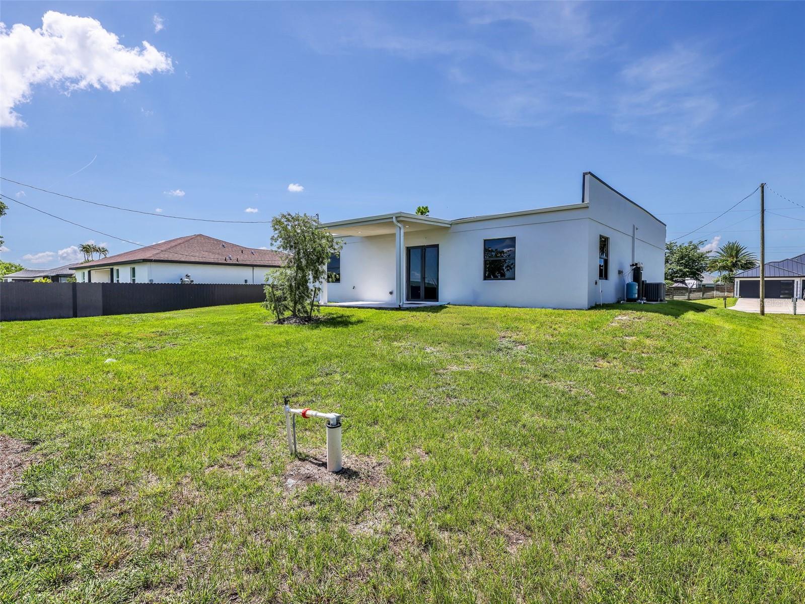 1423 NW 20TH TER, CAPE CORAL, FL — photo 32