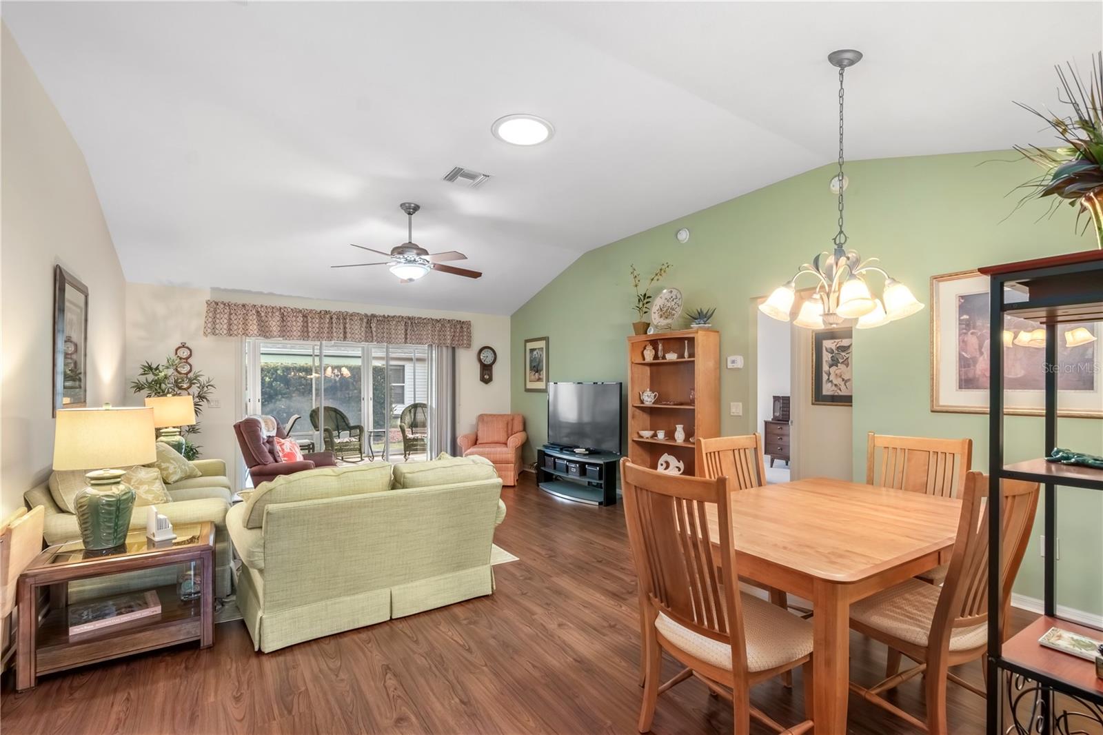 1433 ARBOR TRAIL, THE VILLAGES, FL — photo 11