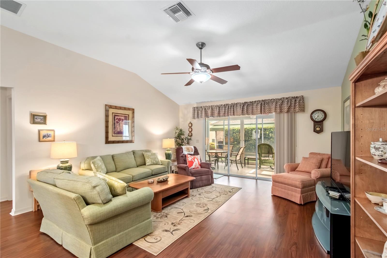 1433 ARBOR TRAIL, THE VILLAGES, FL — photo 12