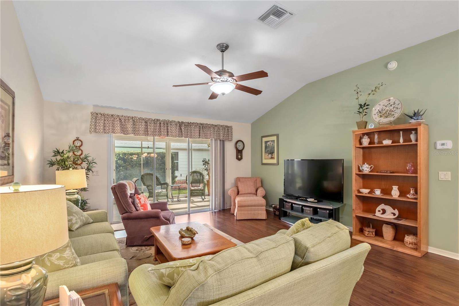 1433 ARBOR TRAIL, THE VILLAGES, FL — photo 13
