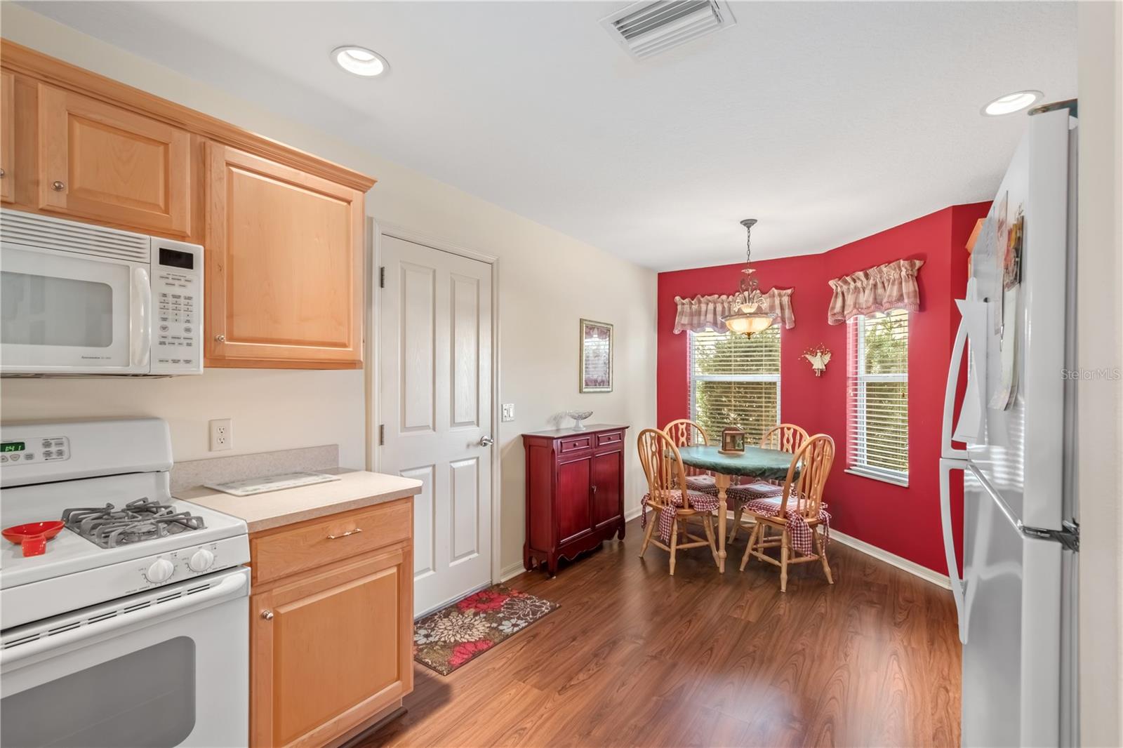 1433 ARBOR TRAIL, THE VILLAGES, FL — photo 16