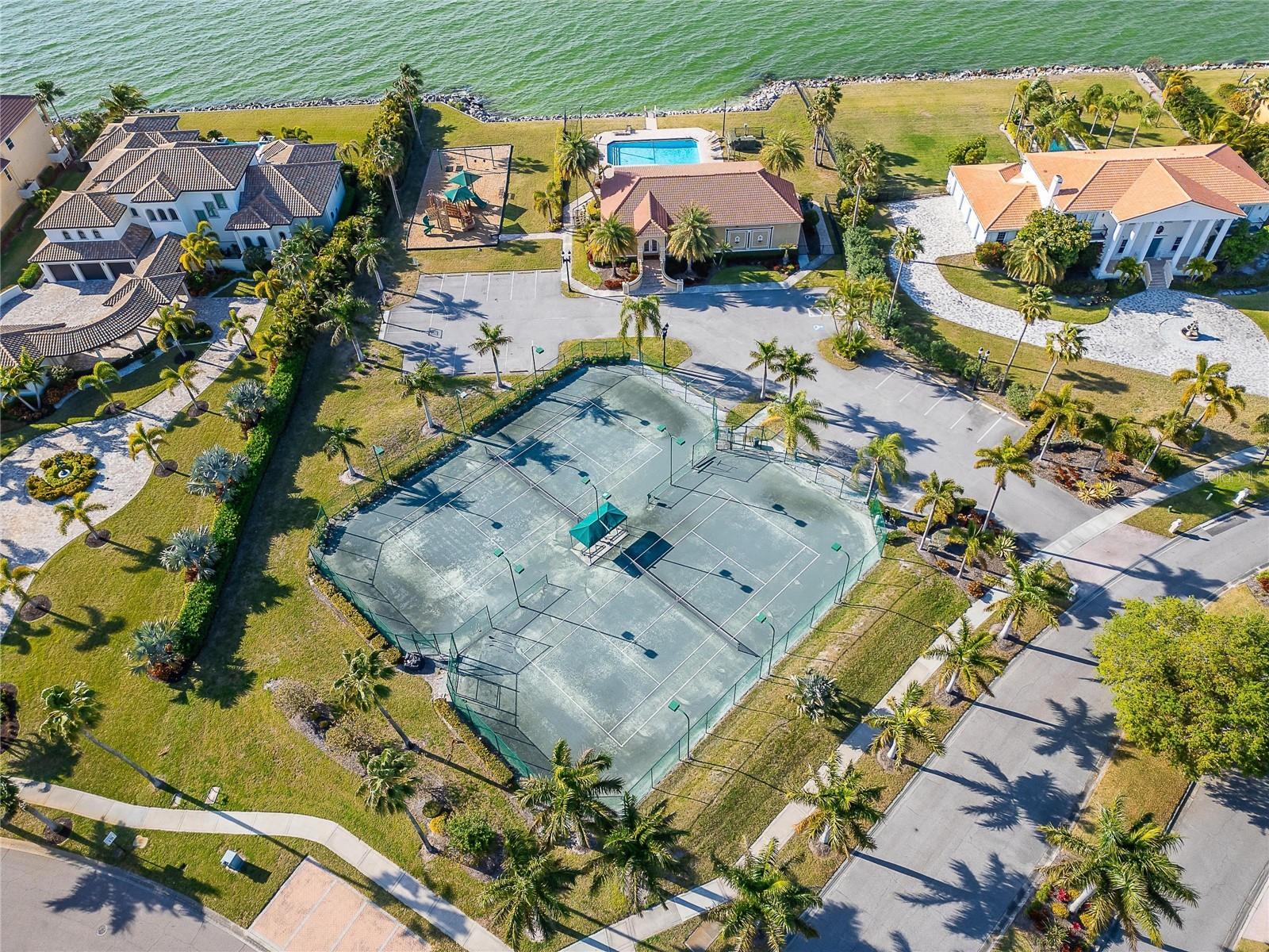 5910 LA ROSA LN, APOLLO BEACH, FL — photo 81