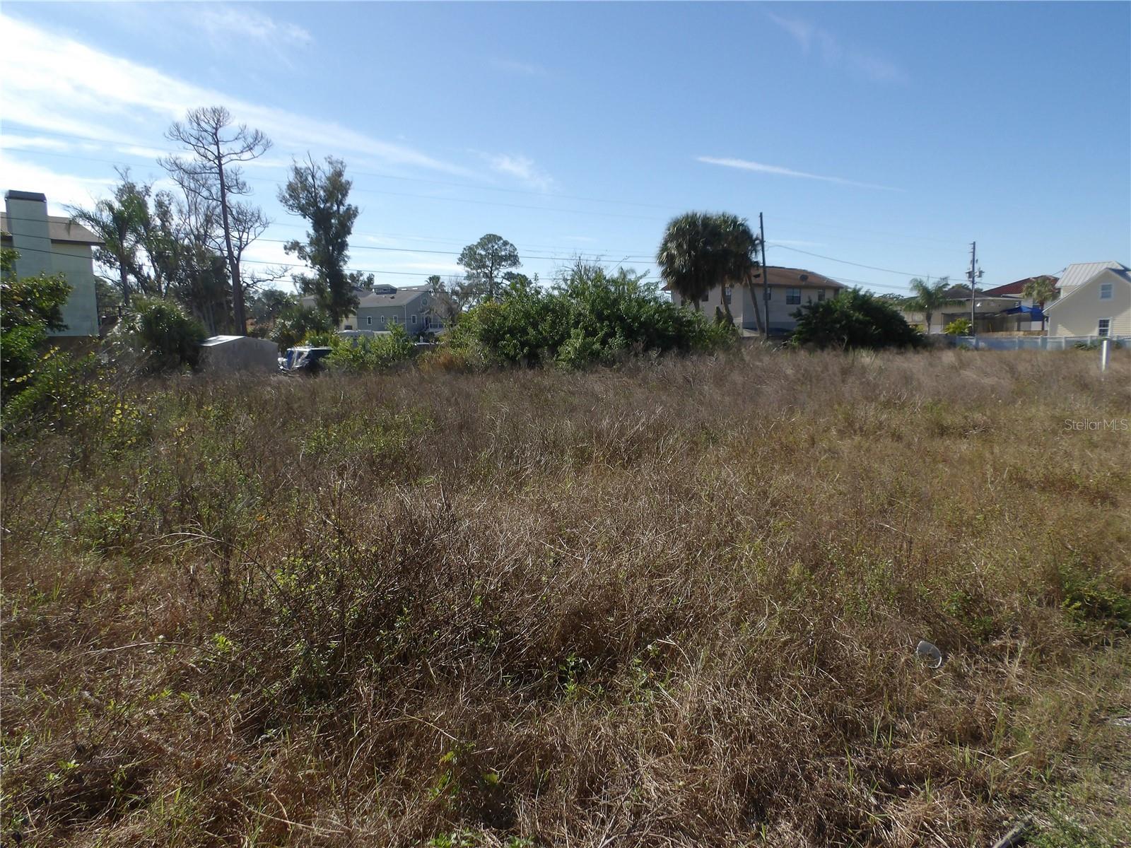 523 DORIC CT, TARPON SPRINGS, FL — photo 4