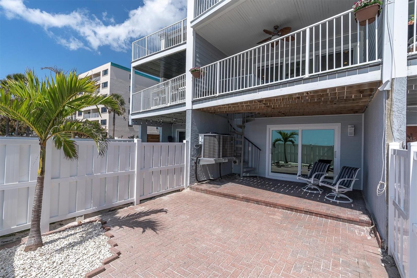 12274 1ST ST W #2, TREASURE ISLAND, FL — photo 43