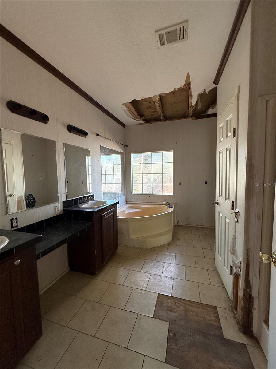 132 POND SIDE TRL, HAWTHORNE, FL — photo 23