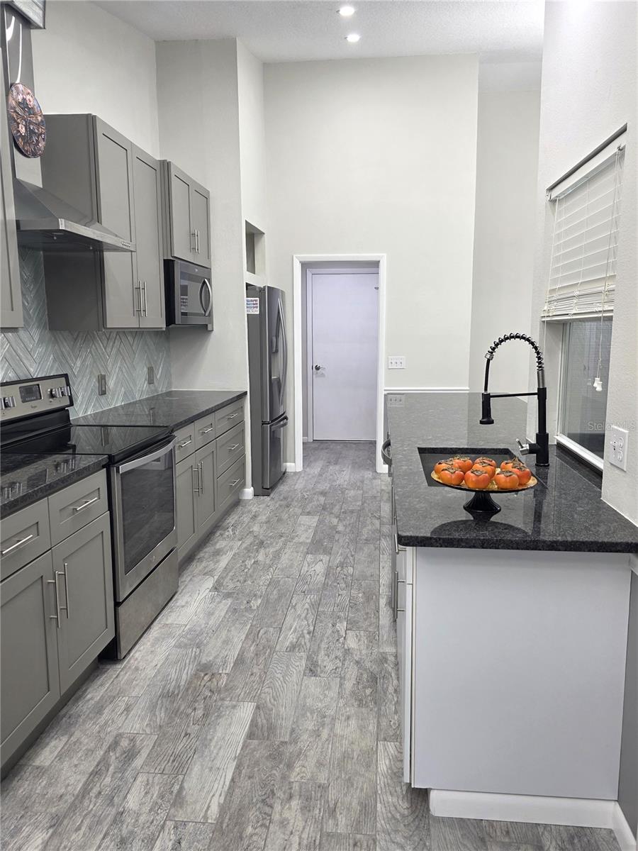 2113 SPRINGMEADOW DR, SPRING HILL, FL — photo 11