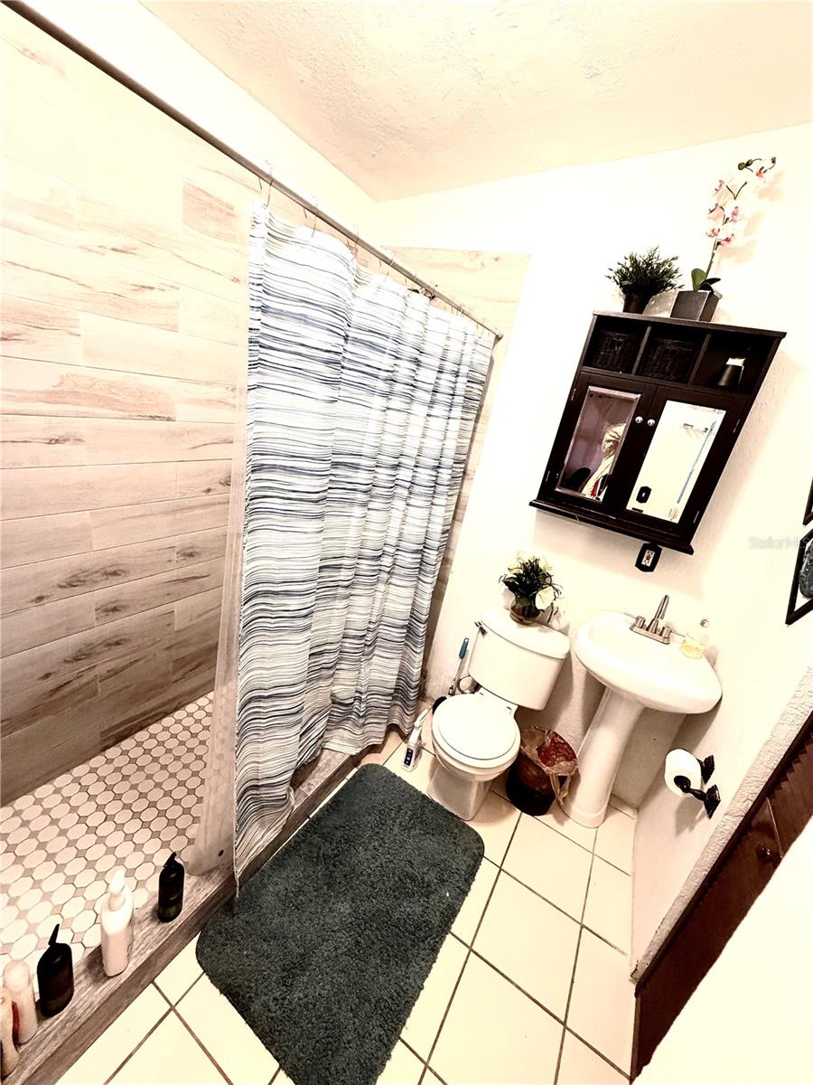 7326 SHEFFIELD RD, TAMPA, FL — photo 14