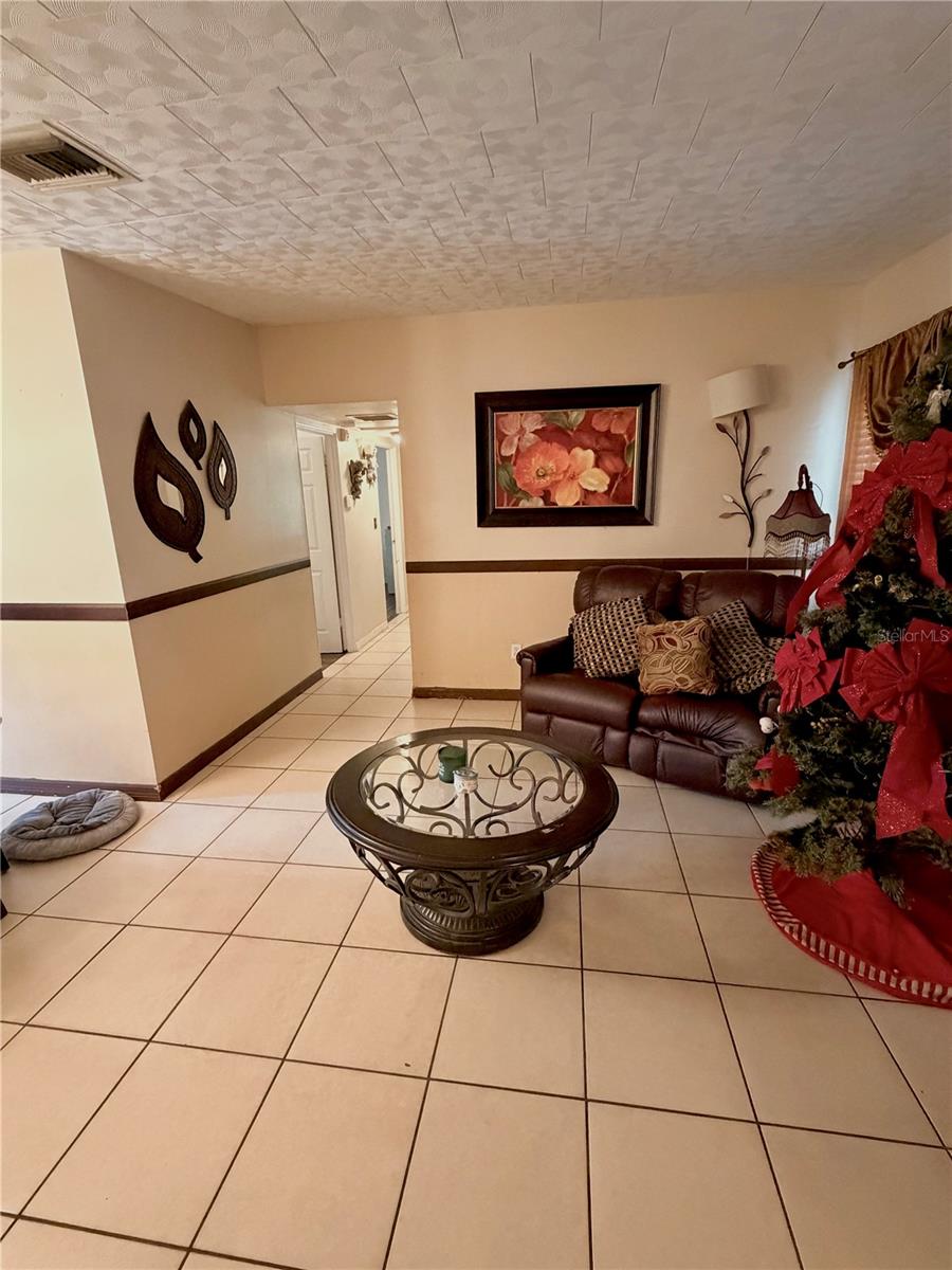 7326 SHEFFIELD RD, TAMPA, FL — photo 5