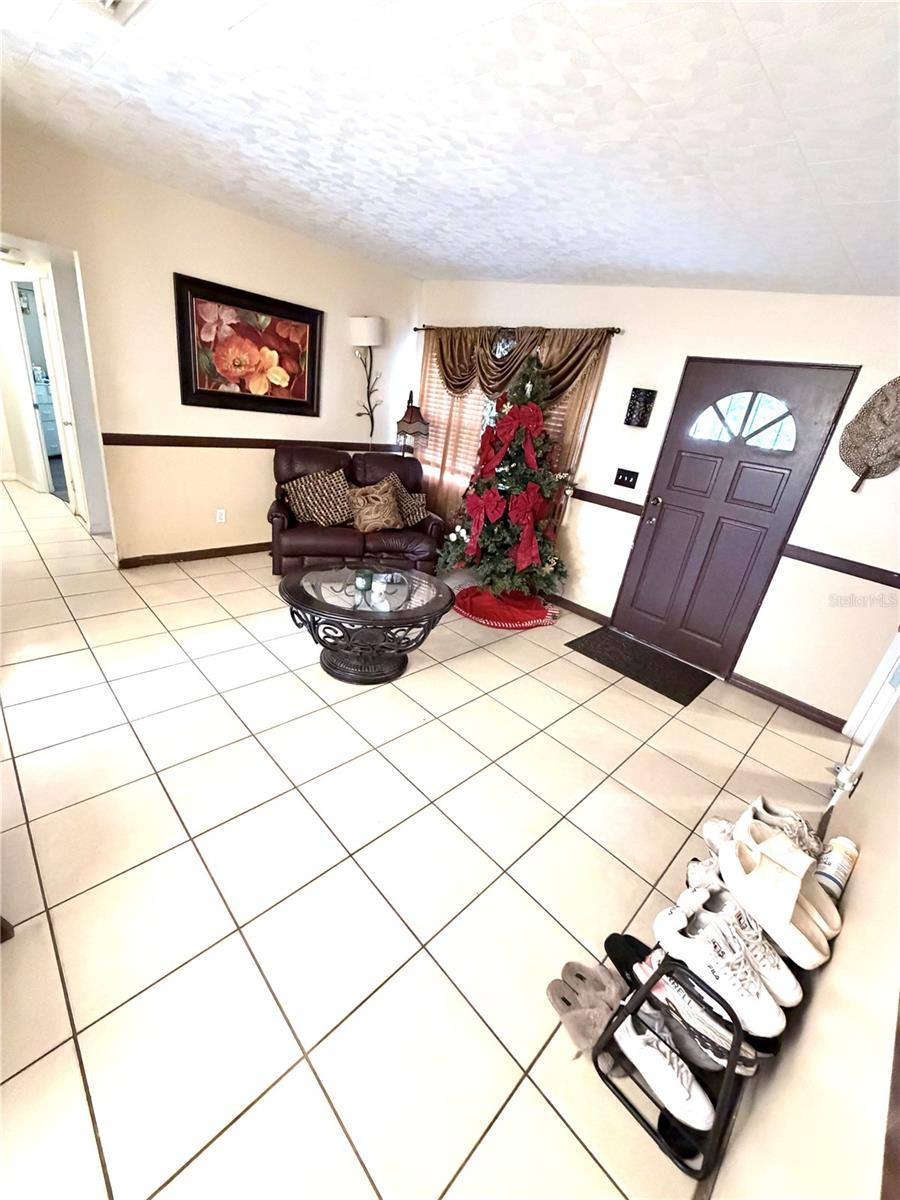 7326 SHEFFIELD RD, TAMPA, FL — photo 4